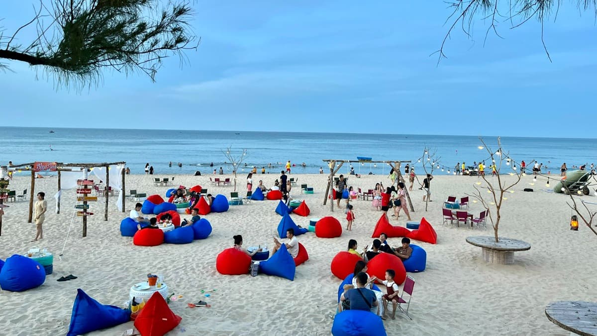 Bãi biển Nhật Lệ - location photo 3