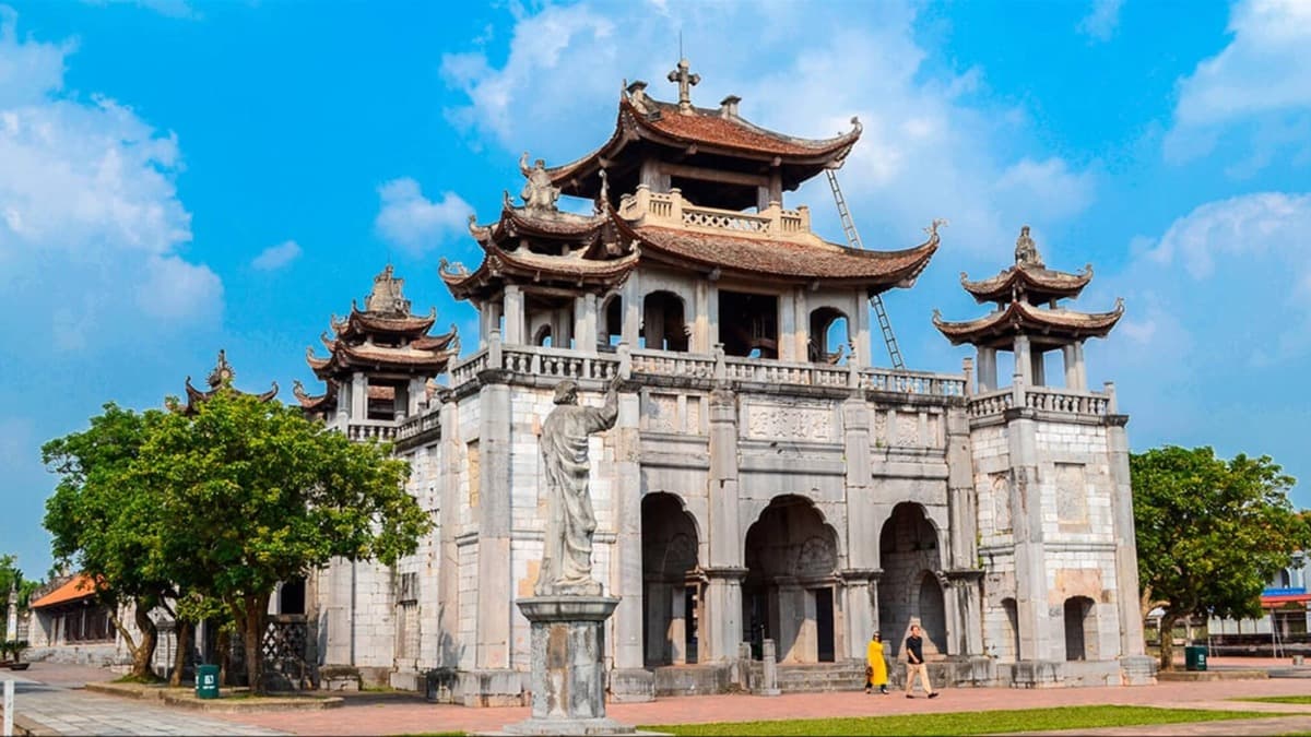 Cathédrale en pierre de Phát Diệm - ảnh địa điểm 3