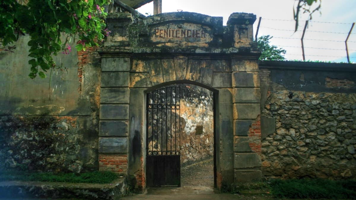 Nhà tù Sơn La
