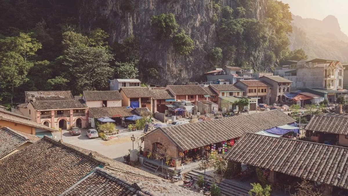 Dong Van Ancient Town - ảnh địa điểm 4