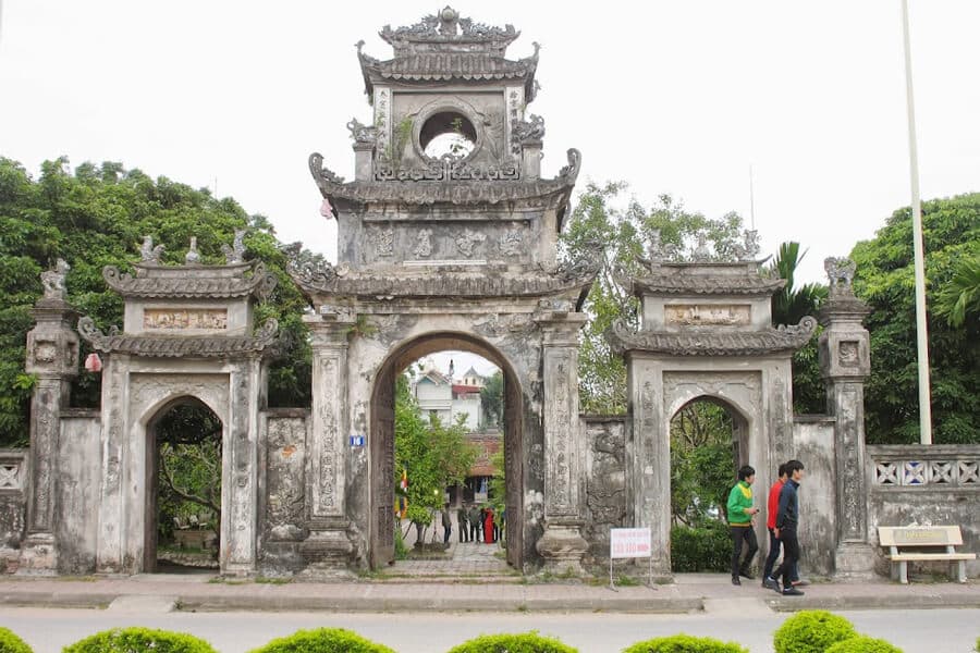 Đền Mẫu - ảnh địa điểm 3