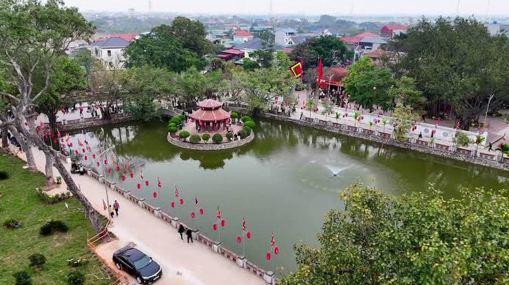 Đền Phù Ủng - ảnh địa điểm 4