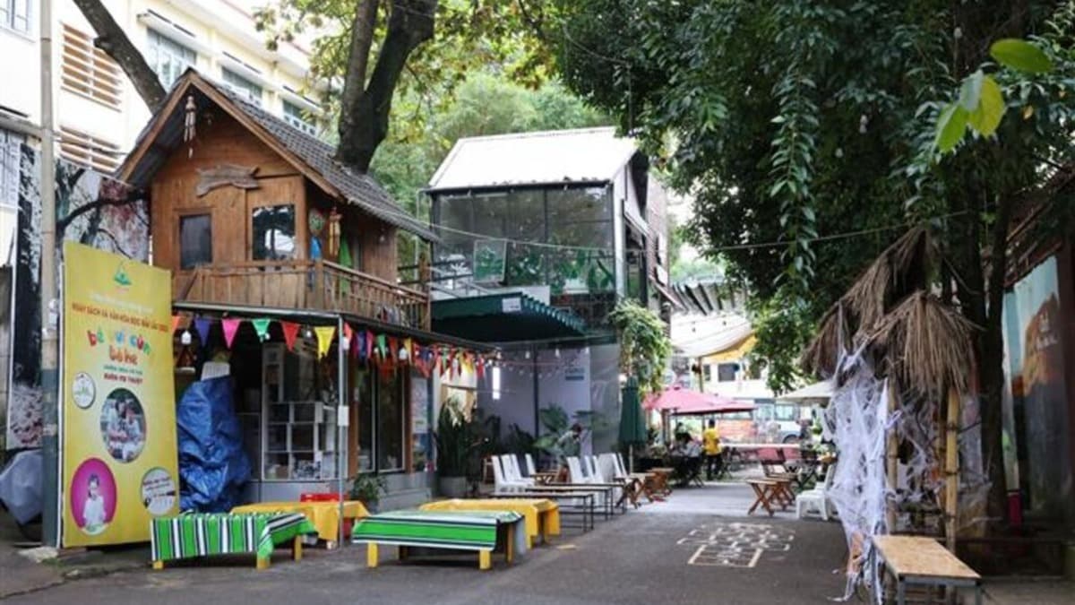 Đường sách Cà phê Buôn Ma Thuột - location photo 3