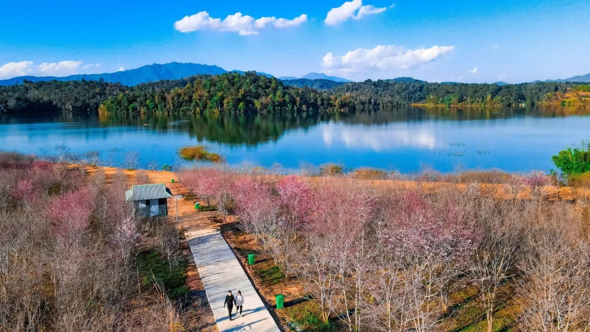 Pa Khoang Lake - location photo 2