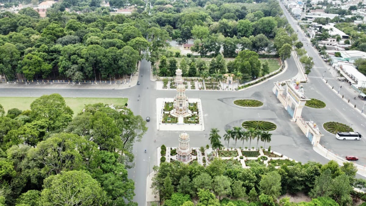 Santa Sede di Tây Ninh - ảnh địa điểm 5