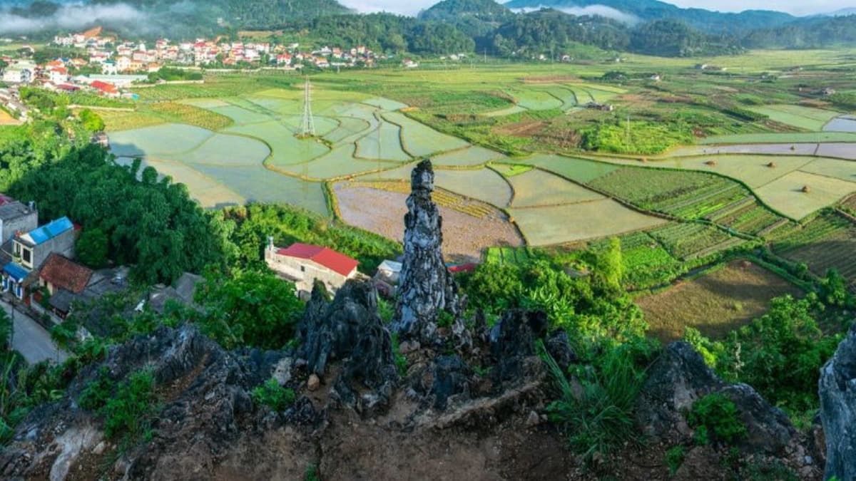 Cittadella della dinastia Mạc - Monte Tô Thị