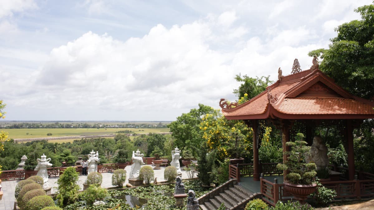 Chùa Hang (Phước Điền Tự)