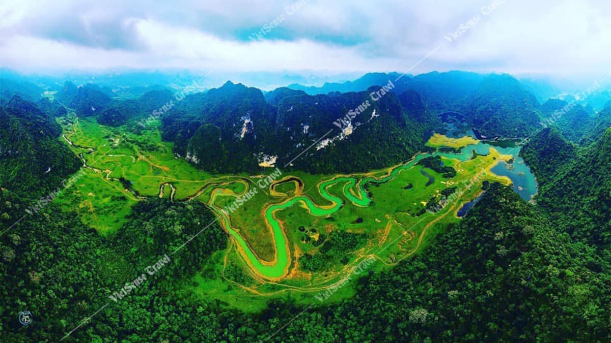 Làng cộng đồng Hữu Liên