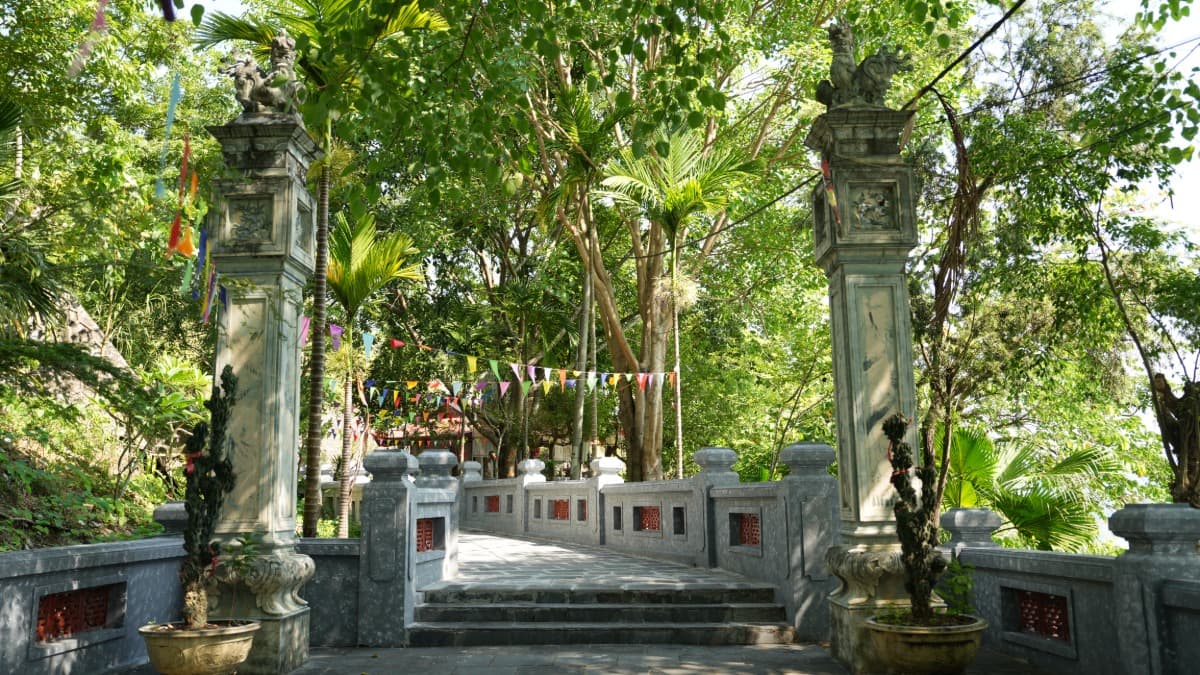 ナン・ハン寺（Đền Nàng Han） - ảnh địa điểm 2