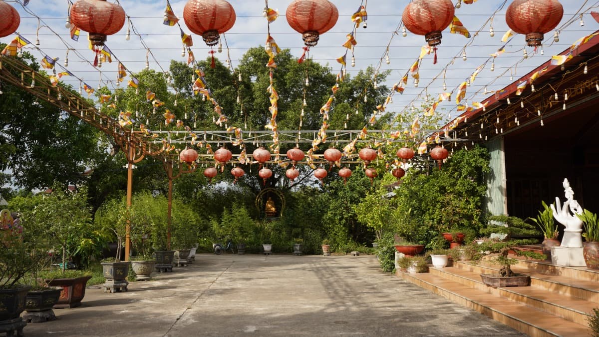 득허우 사원 (Chùa Đức Hậu) - ảnh địa điểm 6