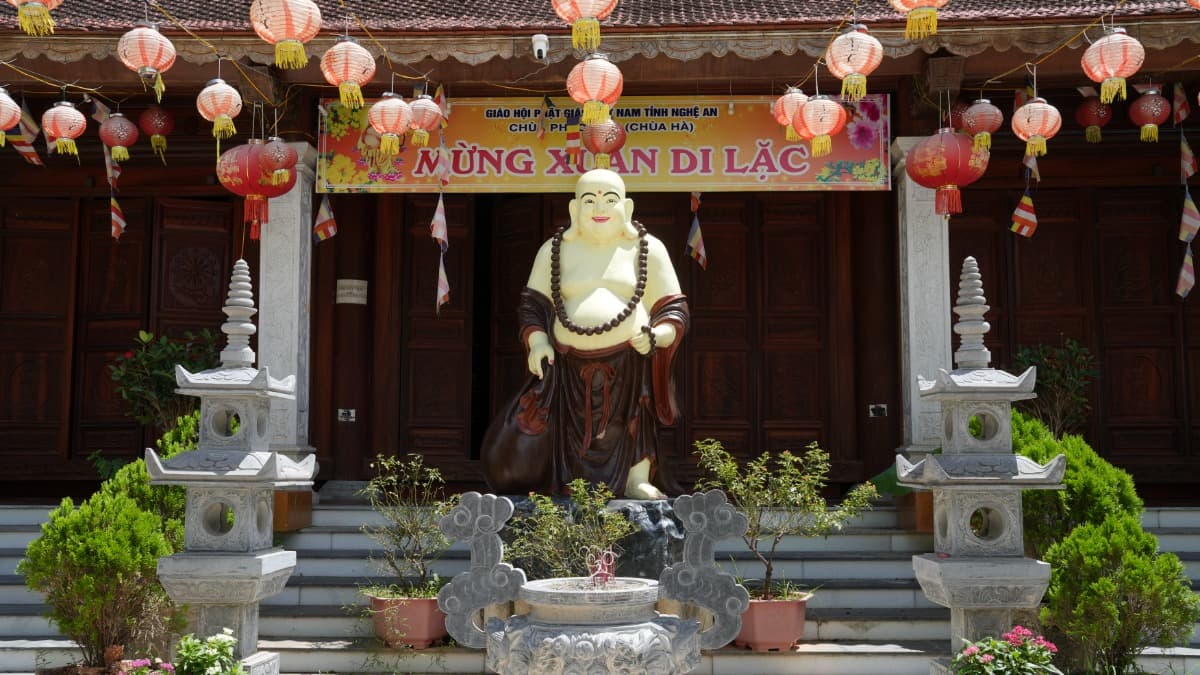 Chùa Hà - ảnh địa điểm 3