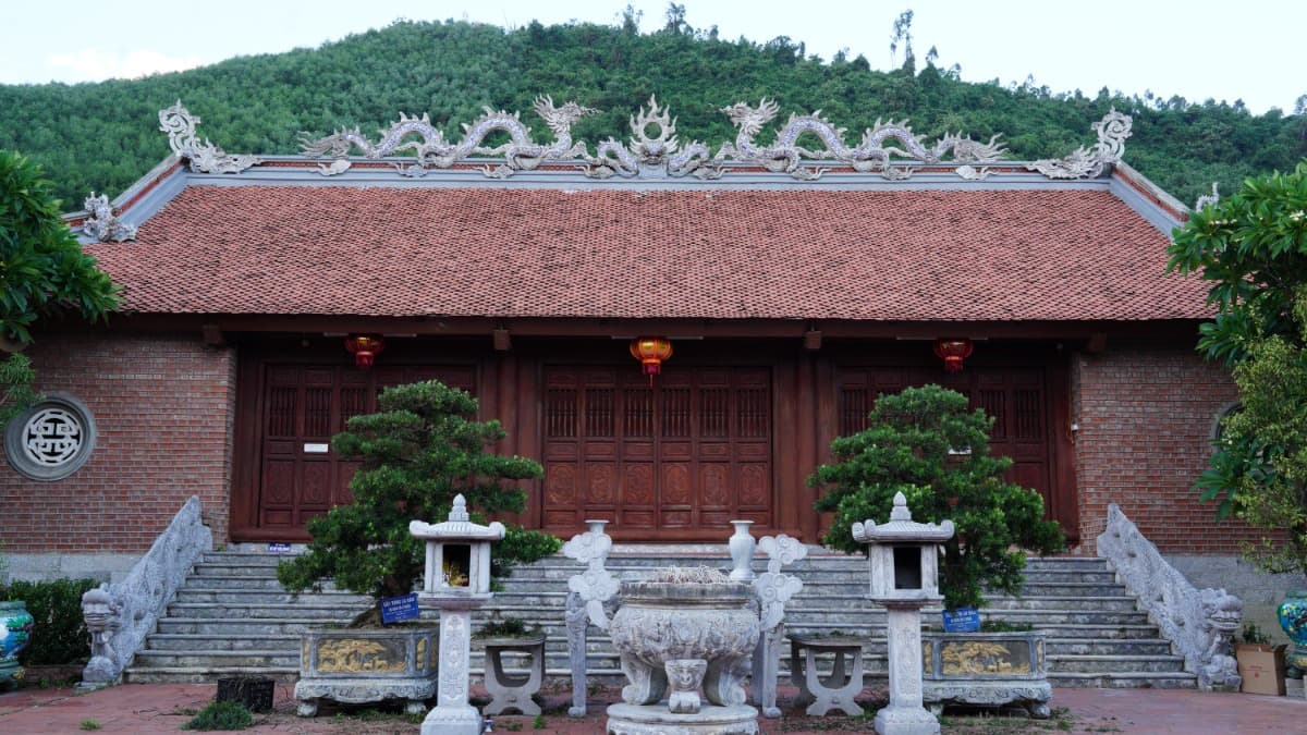 Tempio di Ho Hung Dat - ảnh địa điểm 2