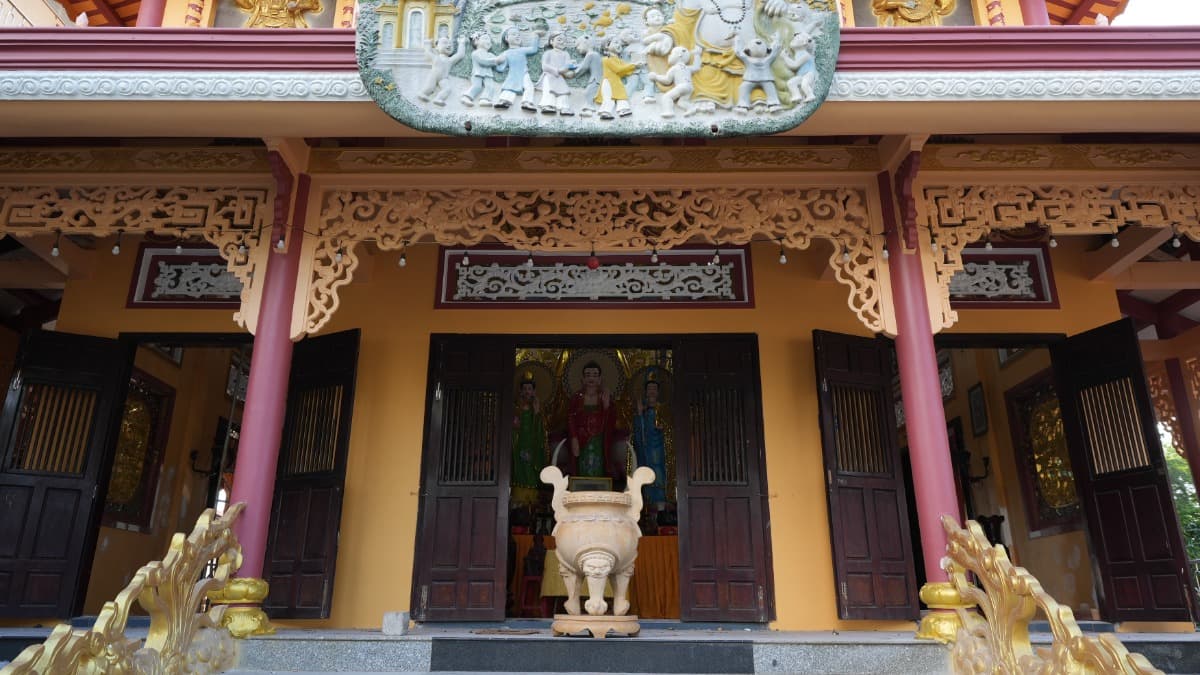 Chùa Cẩm Phong  - ảnh địa điểm 3