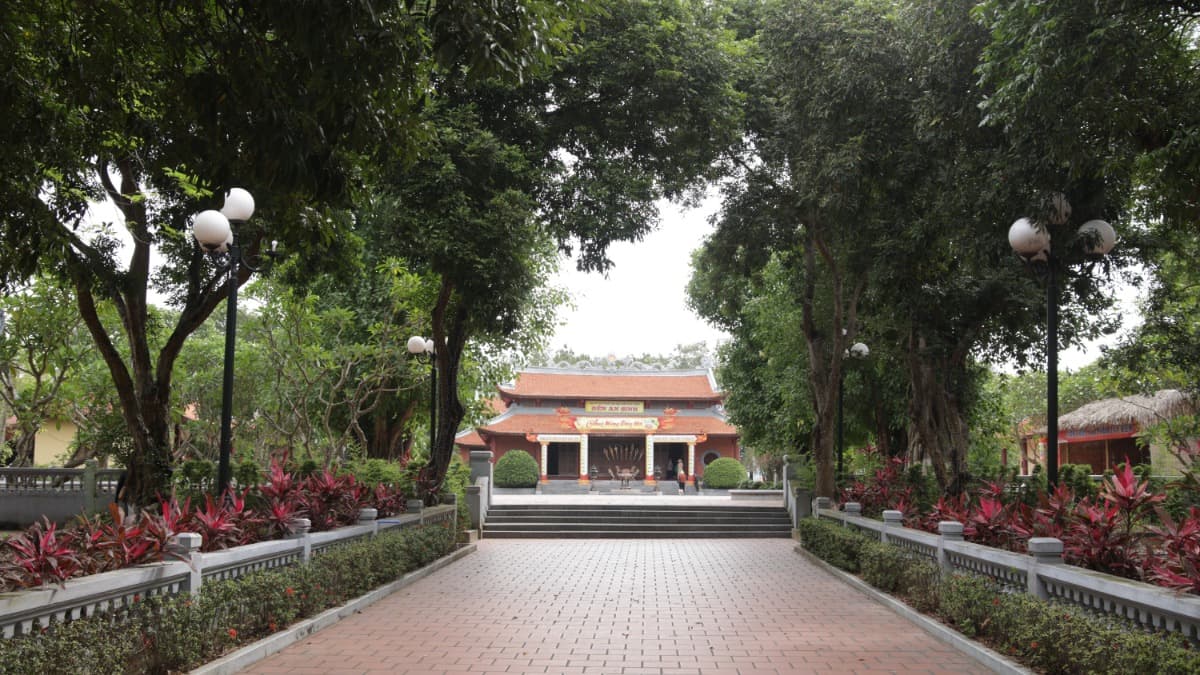 안신 사원 (Đền An Sinh) - ảnh địa điểm 6