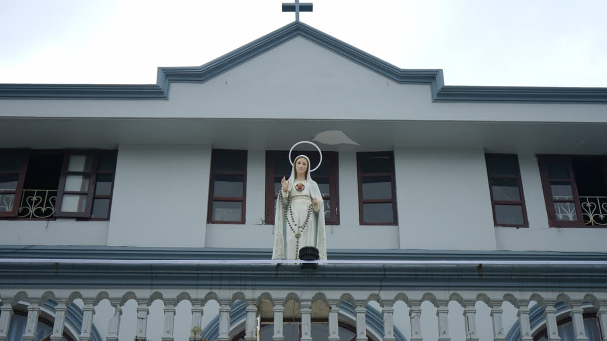 Église de la paroisse de Hòn Gai - ảnh địa điểm 4