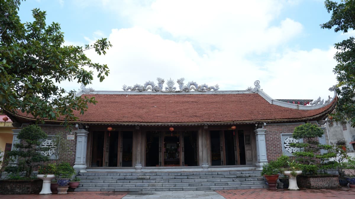 Đình Yên Giang