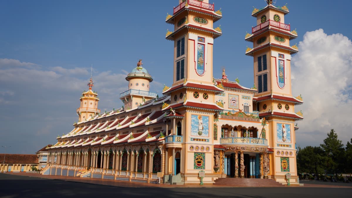 Santa Sede di Tây Ninh - ảnh địa điểm 3