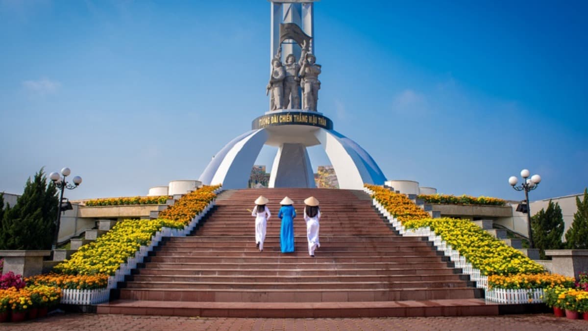 Mau Than Victory Monument Park - location photo 2