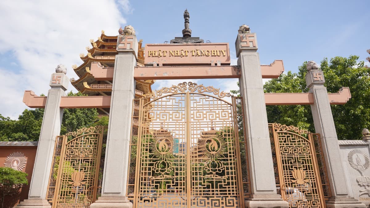 Pháp viện Minh Đăng Quang