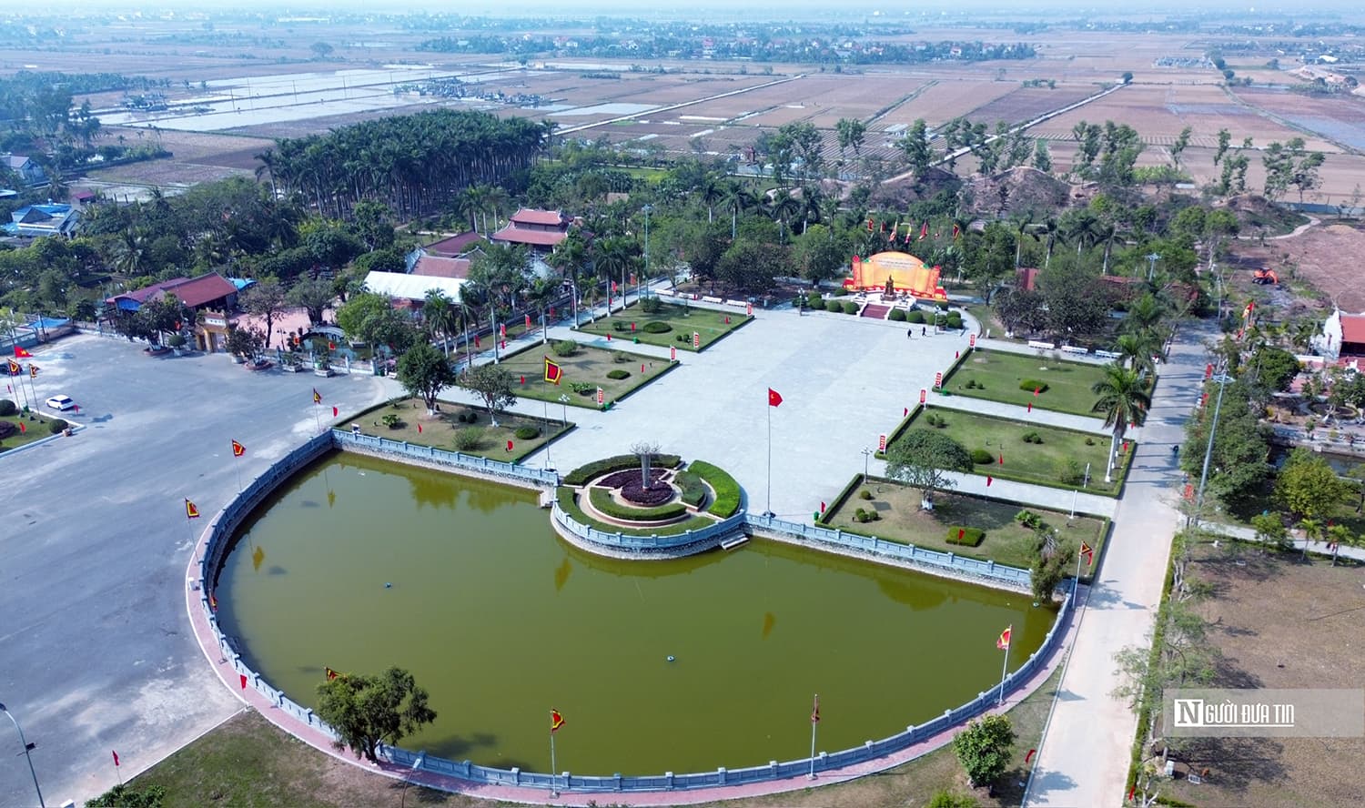 Trang Trinh Nguyen Binh Khiem Temple - location photo 4