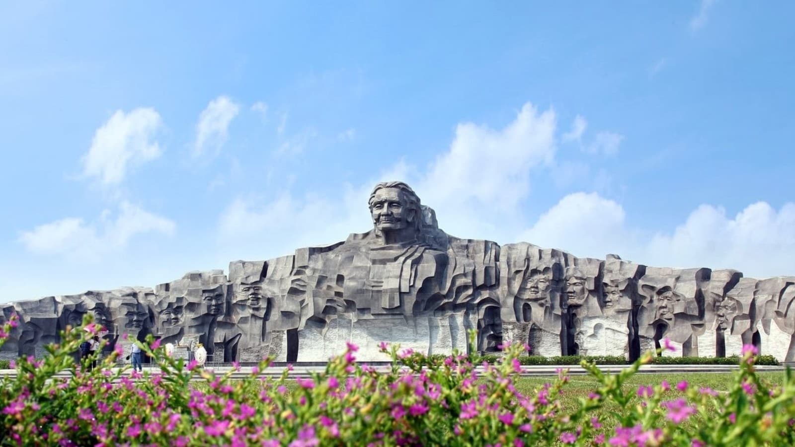 Complexe du Monument de la Mère héroïque du Vietnam
