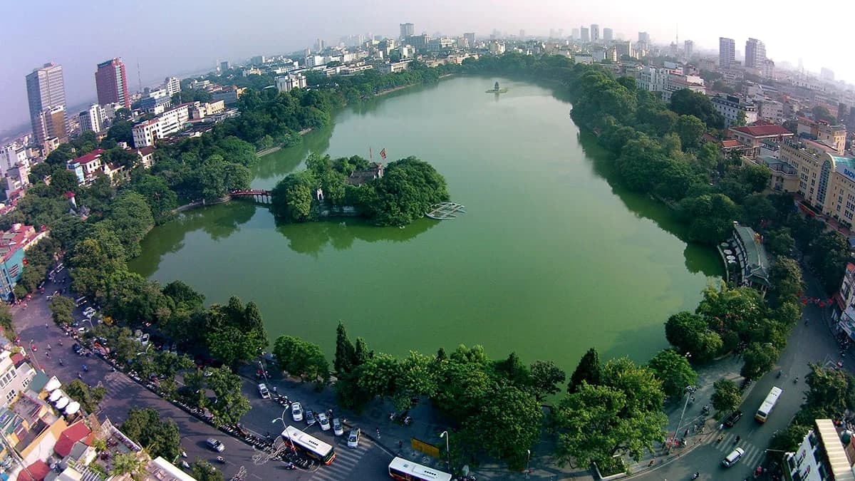 Hồ Hoàn Kiếm (Hồ Gươm)