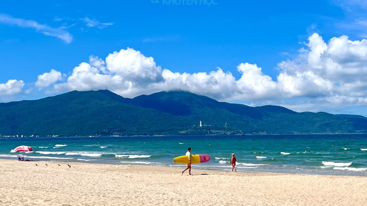 Bãi biển Mỹ Khê  - ảnh địa điểm 2