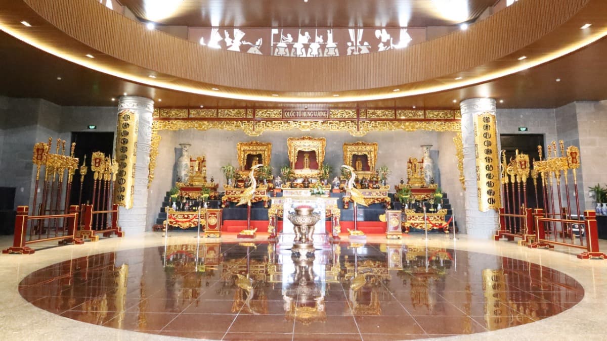 Hung Kings Temple - location photo 5