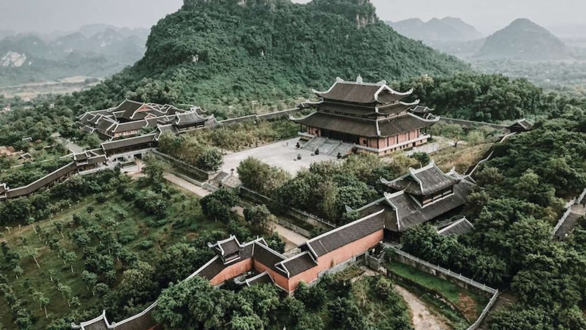 Yen Tu Mountain - location photo 3
