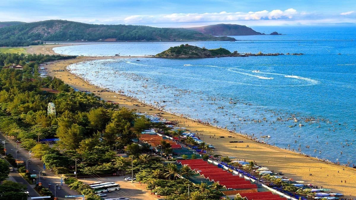 끄어로 해변 (Bãi Biển Cửa Lò)