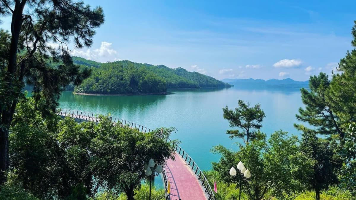 Ke Go Lake - location photo 4