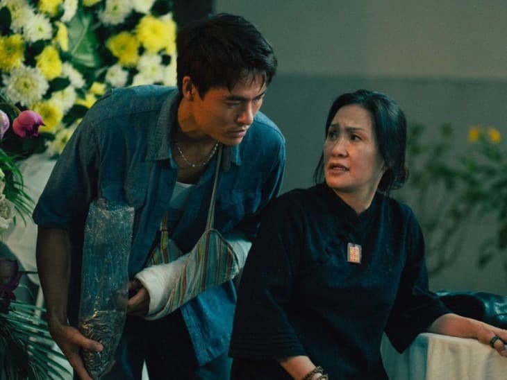 Phim Việt đang 'hốt bạc' nhờ suất chiếu sớm?