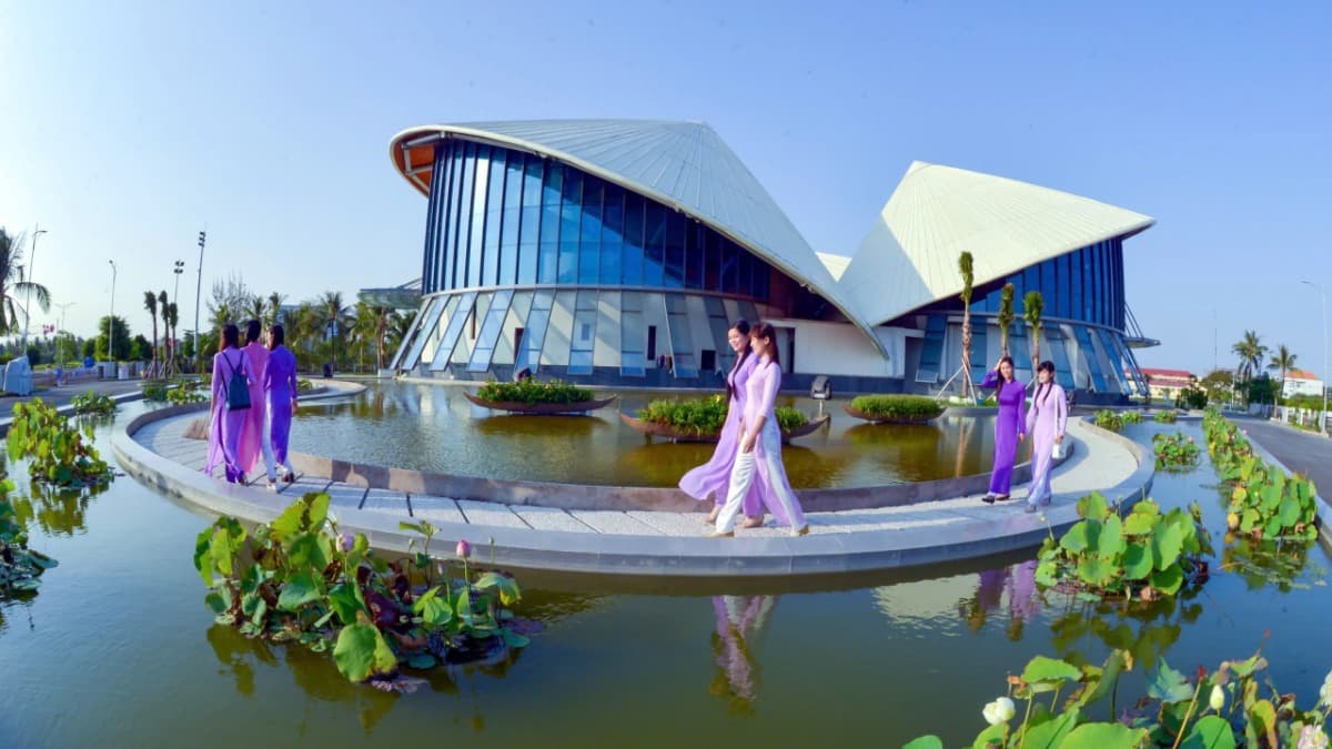 Théâtre Cao Văn Lầu