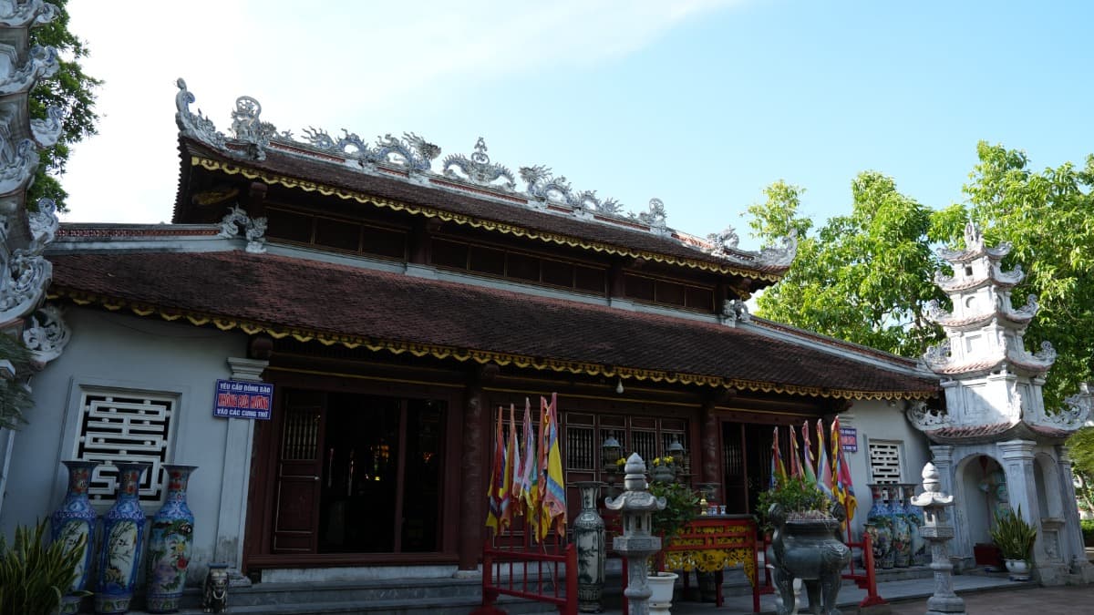 Đền Hồng Sơn