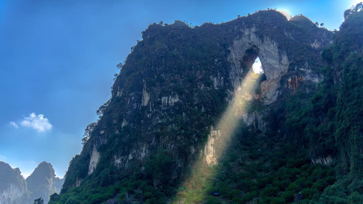 Lan Ty Valley - Yen Son Heaven Gate