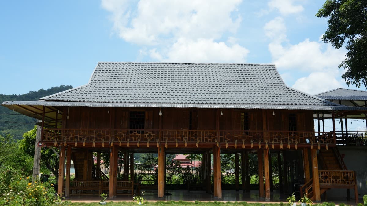 Bản Vặt