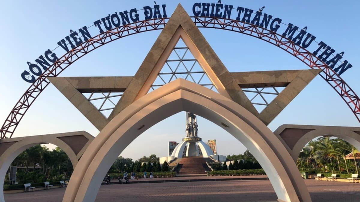 Công viên Tượng đài Chiến thắng Mậu Thân